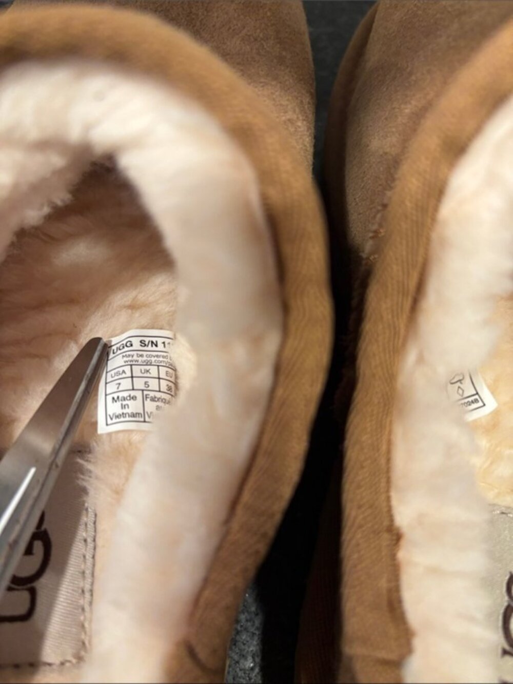 UGG Classic Mini Slipper Boots – Chestnut – Size 7 – NEW - Picture 9 of 12